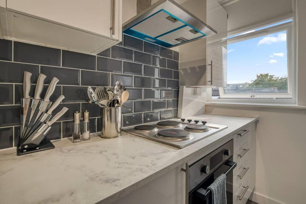 Hidden Gem In Battersea W/ Free Parking Apartamento Londres Exterior foto