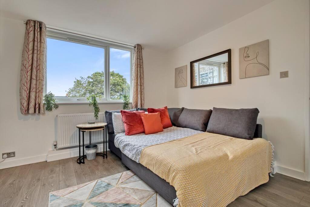 Hidden Gem In Battersea W/ Free Parking Apartamento Londres Exterior foto